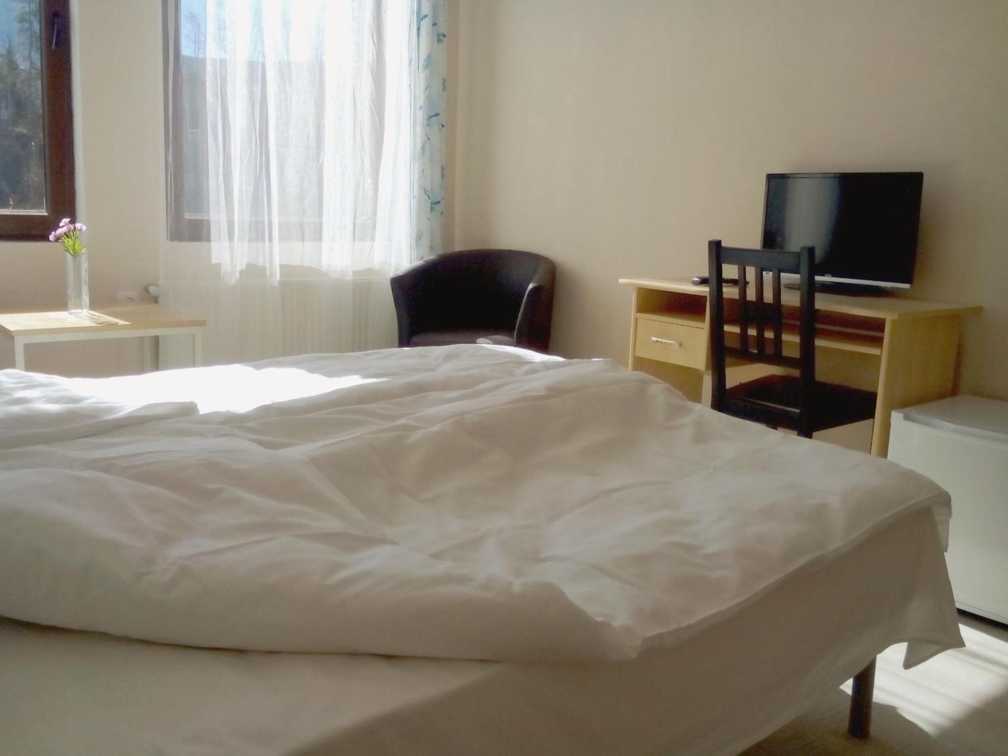 Hotel Hinovi Hvoyna Quarto foto