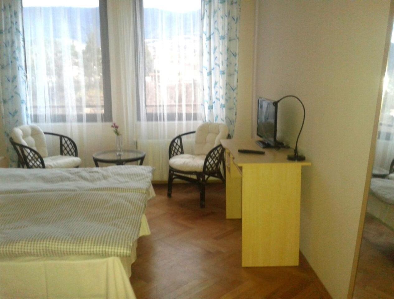 Hotel Hinovi Hvoyna Quarto foto